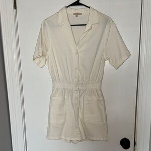 Skies are blue- Cream/white denim Button-Up Romper- size small